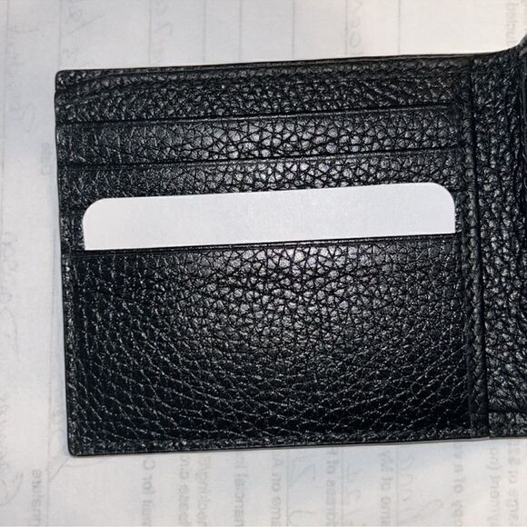 Authentic Men's Gucci Bifold Black Wallet.NEW - Picture 10 of 12